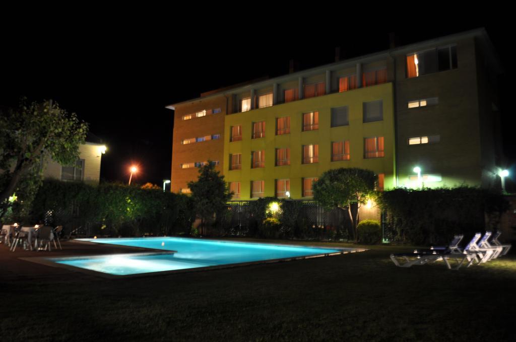 Aparthotel Sole Pobla de Segur Exterior foto